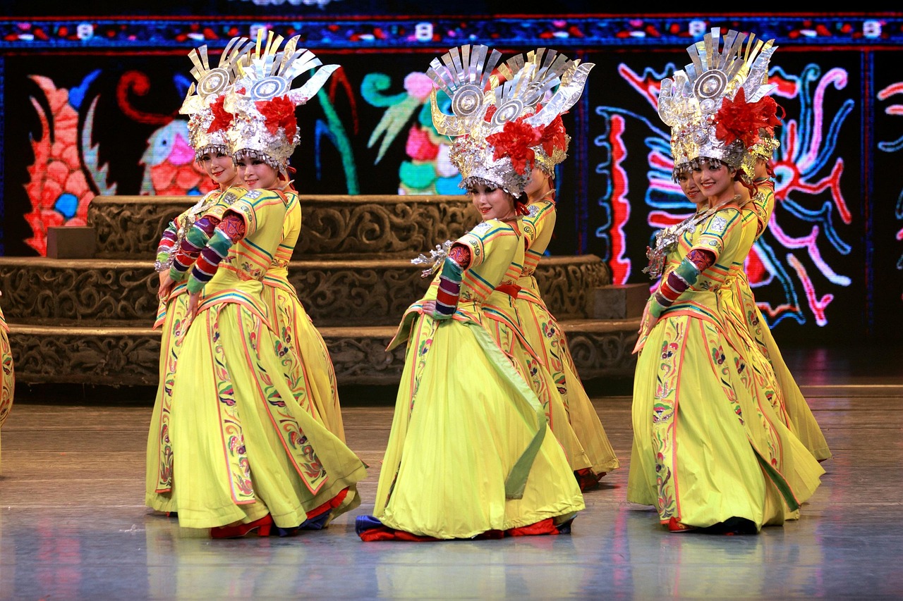 Chinese ethnic minority dance costume colorful traditional performance stage